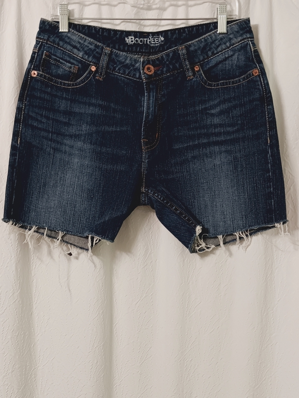BOOTHEEL Dark Blue Distressed Raw Hem Denim Shorts - Women's Size 31